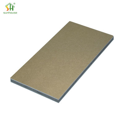 Un buon prezzo. Pannelli di parete a cristallo di carbonio da 12 mm Eco-friendly Flessibile per la decorazione curva in linea