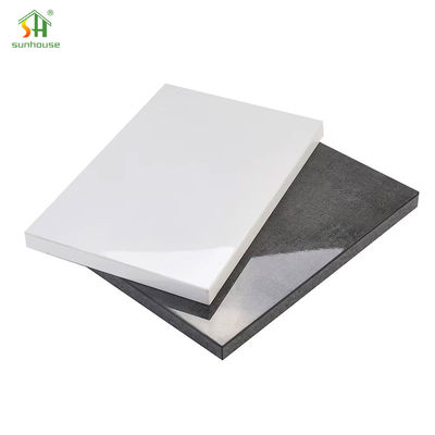 Un buon prezzo. MDF melaminico resistente all'umidità Pannello MDF melaminico per uso decorativo interno ed esterno in linea
