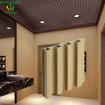 Un buon prezzo. Pannello a parete in PVC WPC per applicazioni di sistemi di rivestimento di pareti esterne Applicazione di decorazione di edifici moderni in linea
