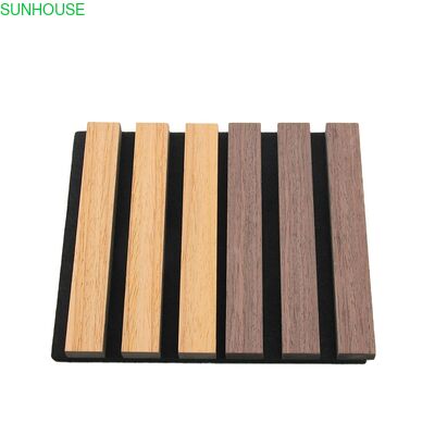 Un buon prezzo. Modern Design Natural Veneer Oak Polyester Acoustic Slat Wall Panel Wooden Decorative Panel for Living Room Graphic Solution in linea